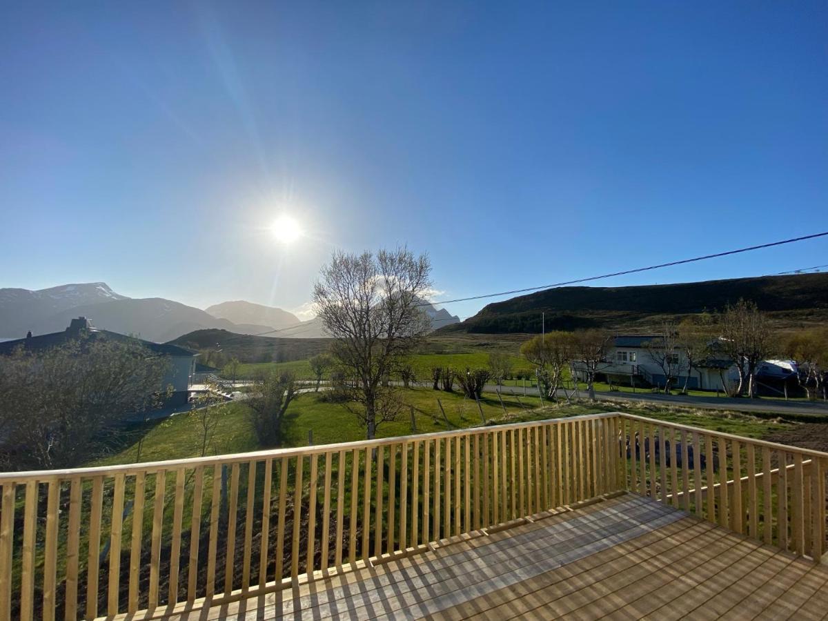 Villa Med Jacuzzi Og Nydelig Utsikt Gravdal  Kültér fotó